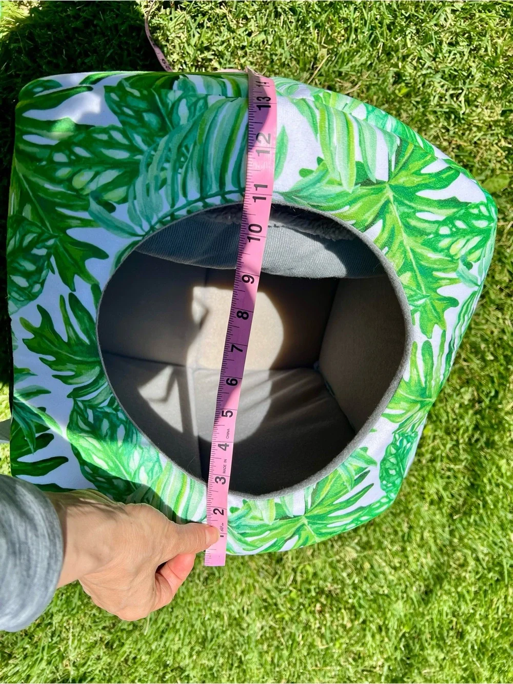 Tropical Green Cat Treehouse Cavern Cave Cubby Gray Outdoors Adventure Fur Bed